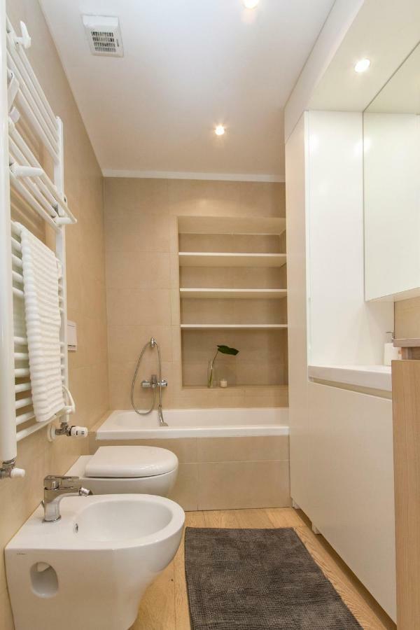 Luxury And Spacious Apartment Μιλάνο Εξωτερικό φωτογραφία